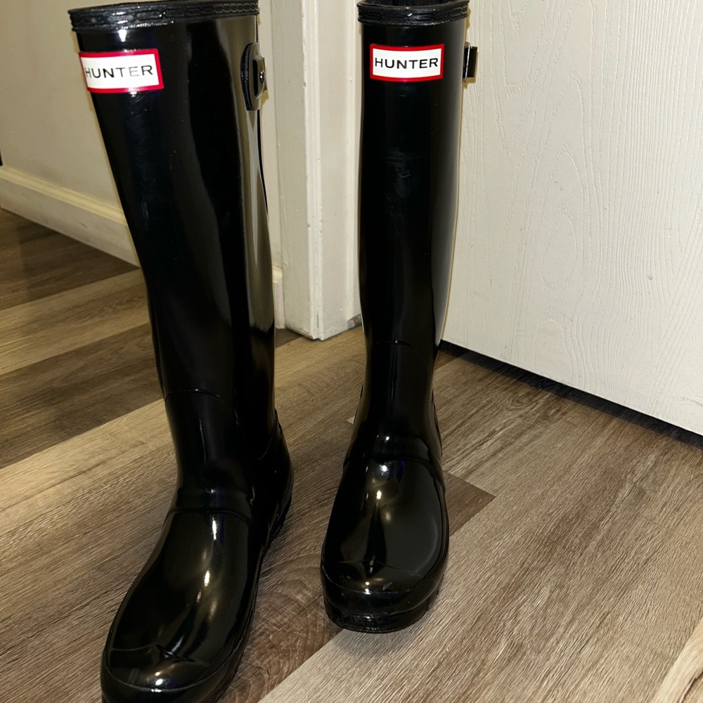 Hunter Glossy Rain Boots